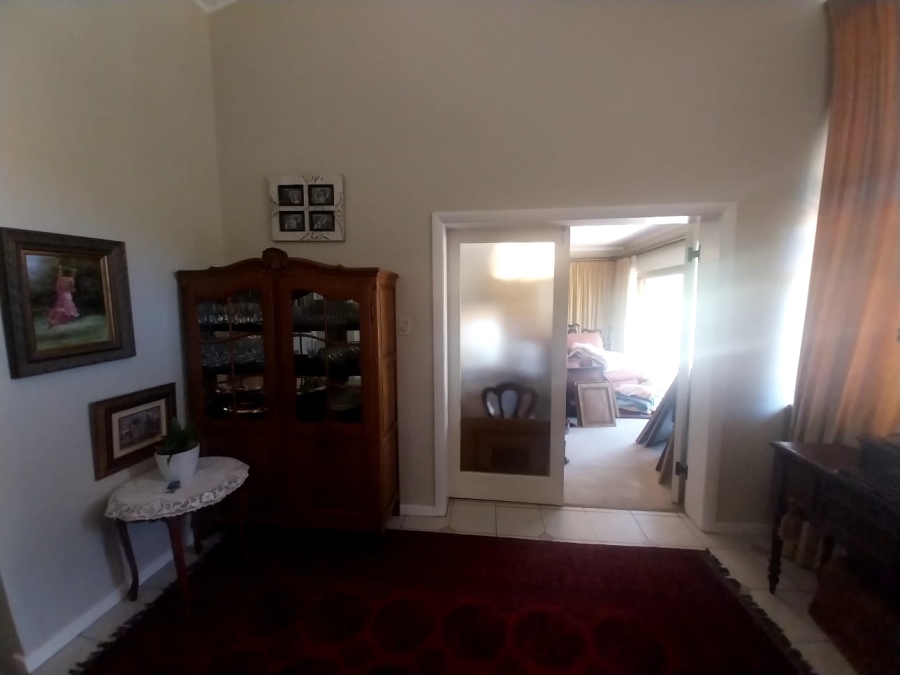 5 Bedroom Property for Sale in Robertson Western Cape